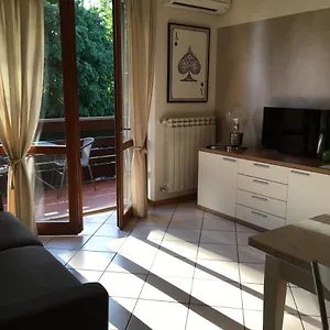 Appartamento Antonellagardalake, Desenzano del Garda