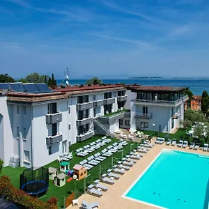 4* Hotel Oliveto